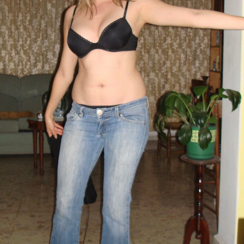 Mathilde 35 Escort Dardennes